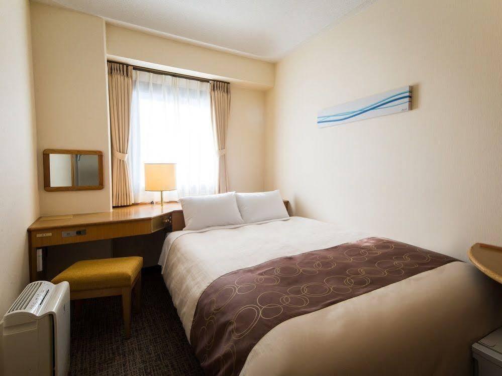 Osaka Umeda Os Hotel Zewnętrze zdjęcie