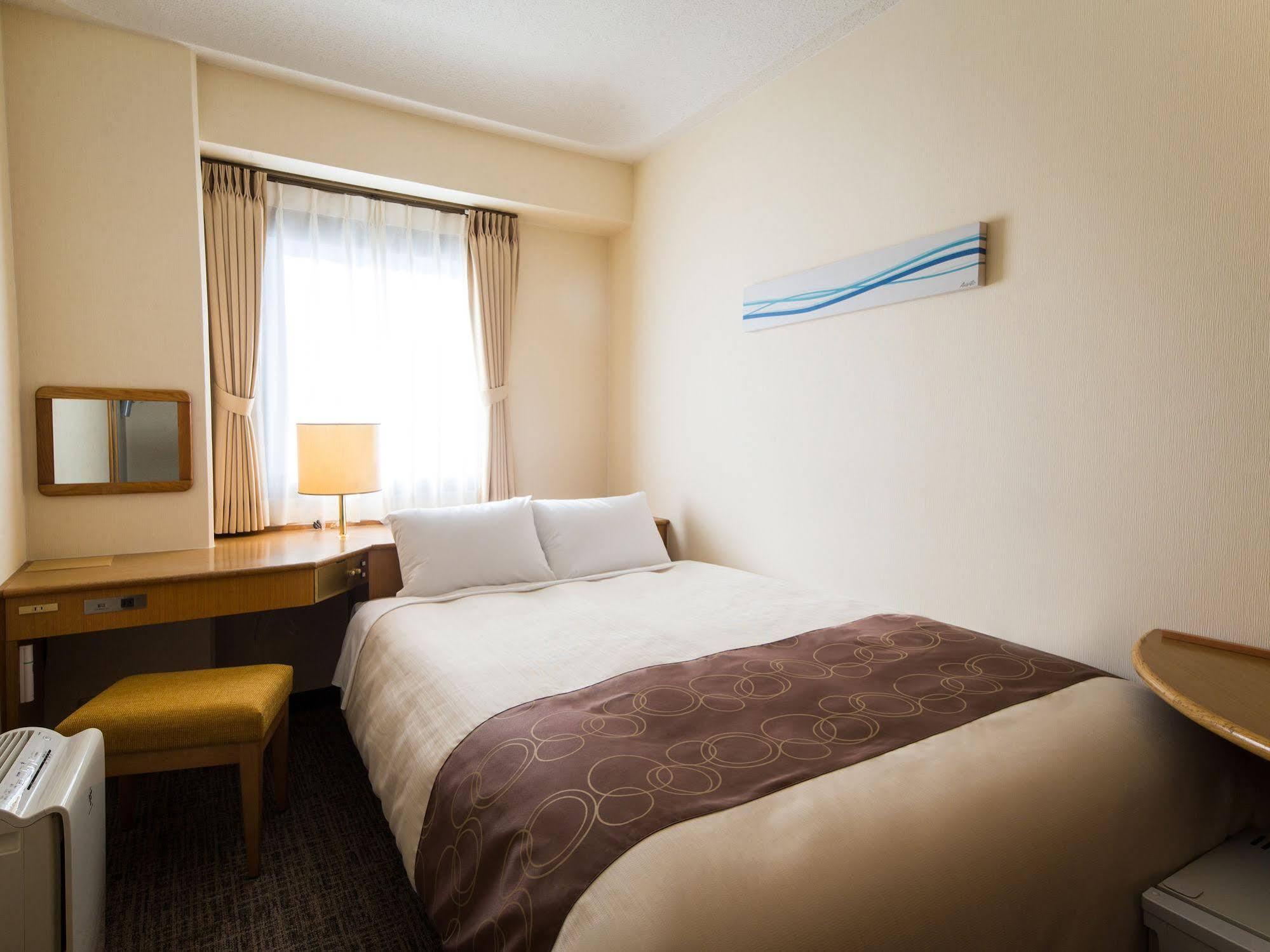 Osaka Umeda Os Hotel Zewnętrze zdjęcie